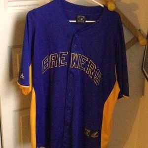 Milwaukee Brewers Jersey Size XL Cooperstown Collection Button-up 100% Polyester